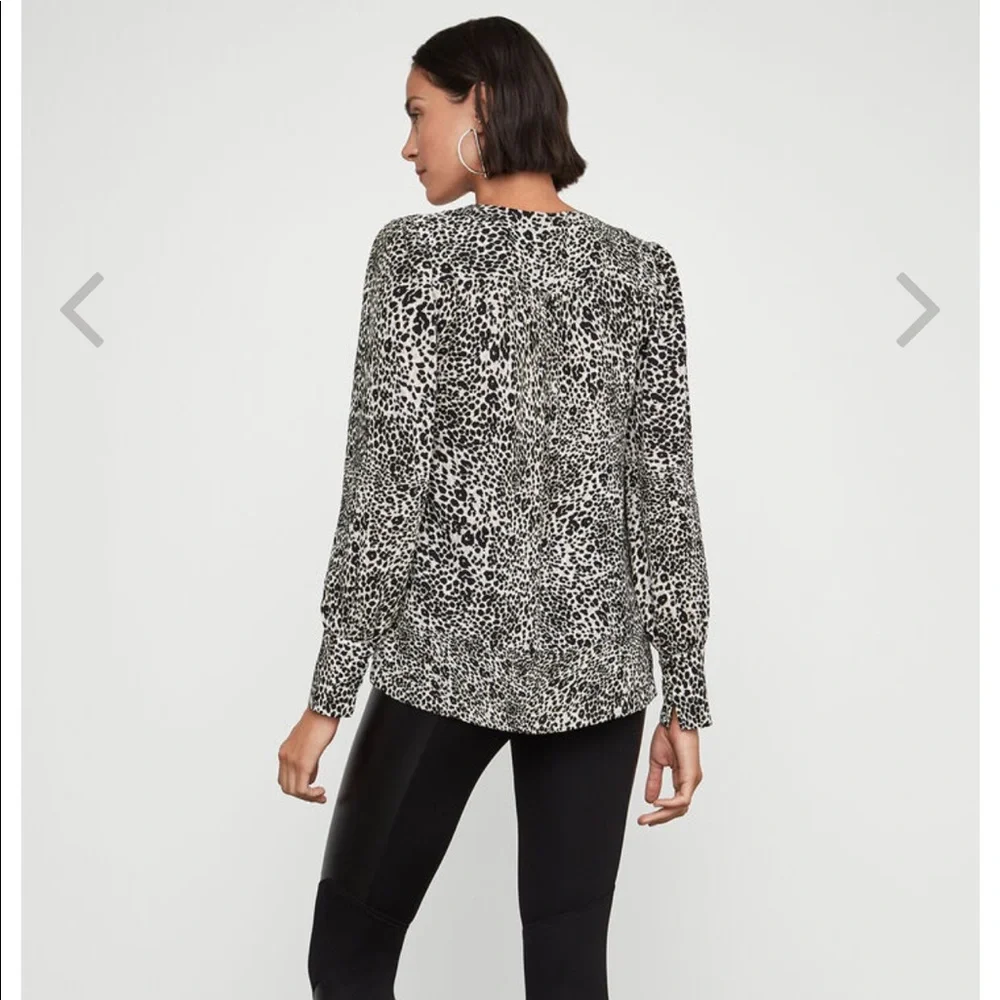 ⭐️2/$25⭐️Puff sleeve Leopard-like blouse High/Low medium - Picture 3 of 9